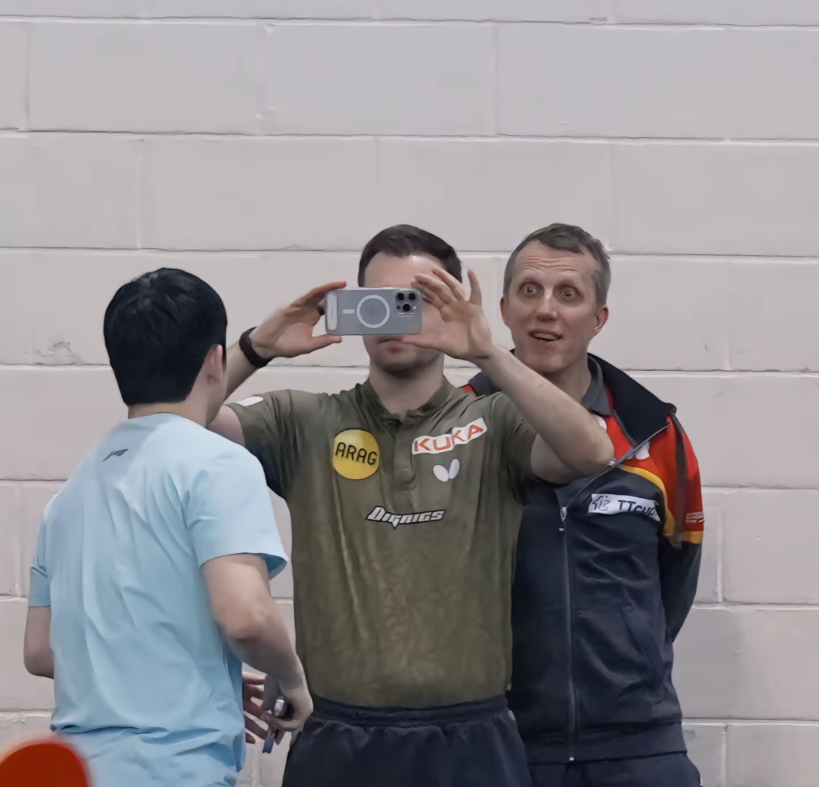 日本乒乓球队绝地反击法国乒乓球队,波尔送出助攻的简单介绍 日本乒乓球队绝地反击法国乒乓球队,波尔送出助攻的简单介绍