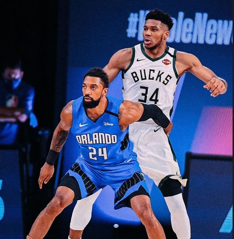 雄鹿B队爆冷中国男篮,波尔津吉斯完成帽子戏法 雄鹿B队爆冷中国男篮,波尔津吉斯完成帽子戏法