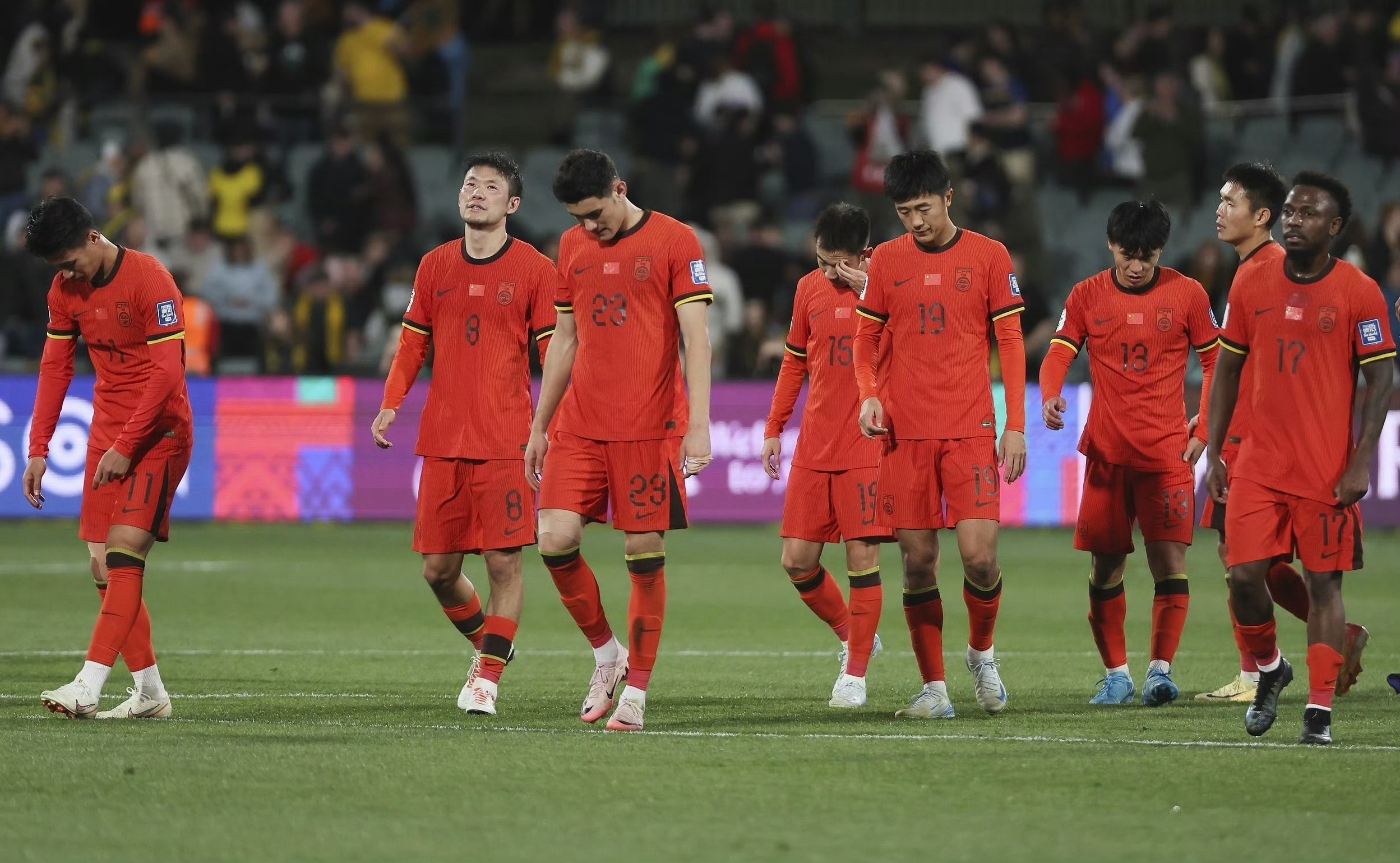 开云体育登录-印尼队逆转泰国队，黄鸭组合点燃赛场